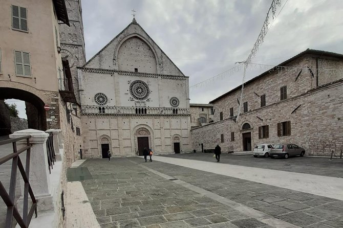 Assisi Private Walking Tour including St. Francis Basilica - Logistics and Tour Customization