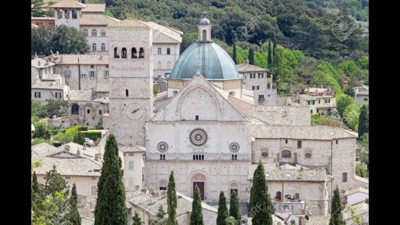Assisi Rental Vespa '125cc - full day - Discover Assisi and Umbria on a Vespa Piaggio for $62.63
