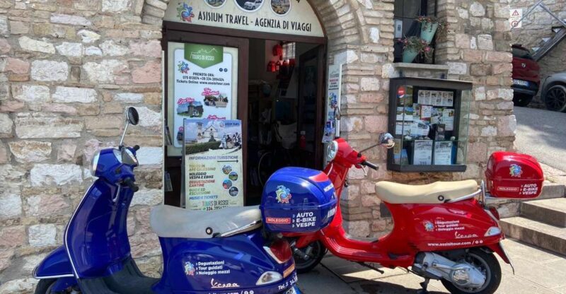 Assisi Rental Vespa '125cc - full day - Riding Requirements and Safety Precautions