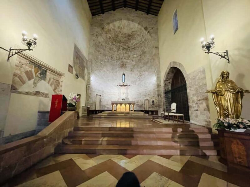 Assisi: Three Saints, St Carlo, Francis & Clare Walking Tour - Visiting the Sanctuary of the Spoliation and Saint Carlo Acutis’ Tomb