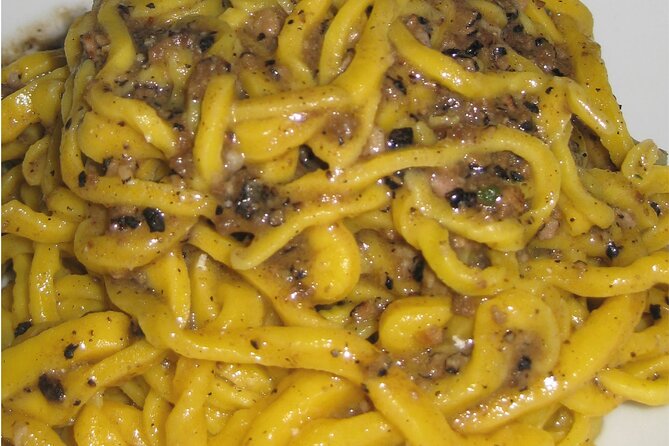 Assisi Walking Tour with Audio and Written Guide by a Local - The Palazzo del Capitano del Popolo