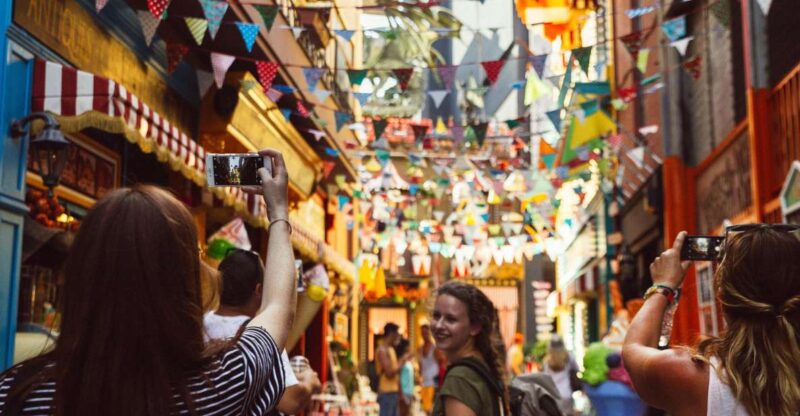 Athens: 2.5-Hour Private City Tour Off the Beaten Track - Local Hangouts and Social Spots