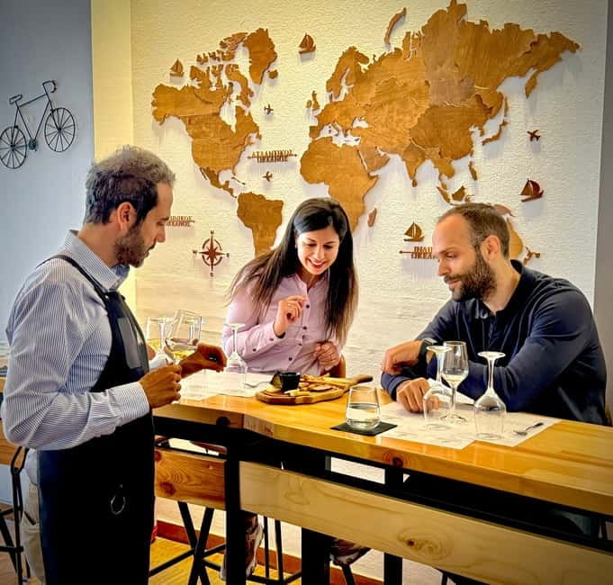 Athens: Acropolis Wine Tasting with Cheese and Olives - Key Points