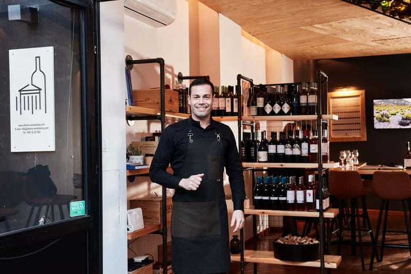 Athens: Acropolis Wine Tasting with Cheese and Olives - Exploring Greek Wine Regions and Varieties