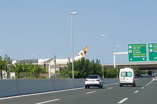 Athens Airport Private Transfer by Mercedes-Benz E Class Wagon to City Center - The Importance of Communication and Flexibility