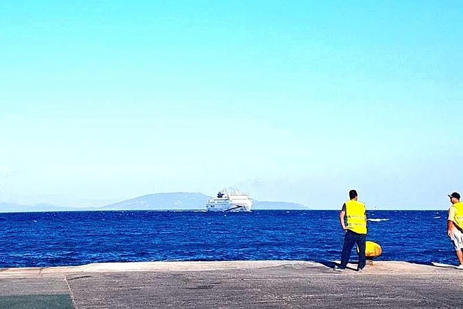 Athens Airport to Piraeus Cruise Terminal- Transfer By Mercedes E Class Wagon - Efficient and Comfortable Transfer from Athens Airport to Piraeus Cruise Terminal