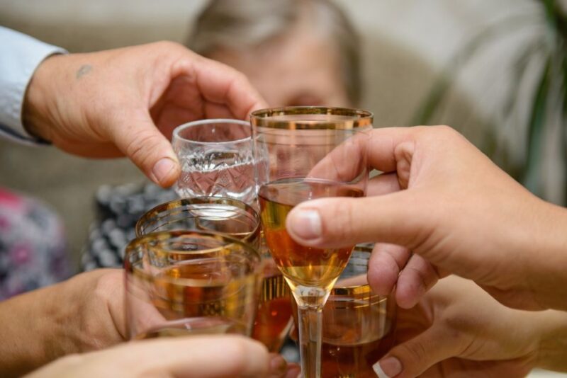 Athens at Twilight Night Tour with Drinks and Meze Dishes - Exploring the Three Themed Bars