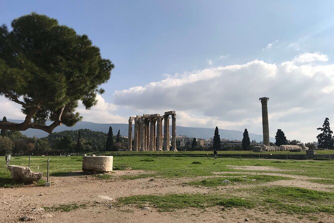 Athens by E-Bike: Monuments, Food & Transfers (Cruise Tour) - Visiting the Temple of Zeus and Hadrian’s Gate