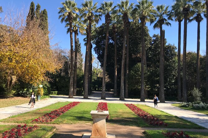 Athens by E-Bike: Monuments, Food & Transfers (Cruise Tour) - Savoring Local Flavors with a Souvlaki Lunch