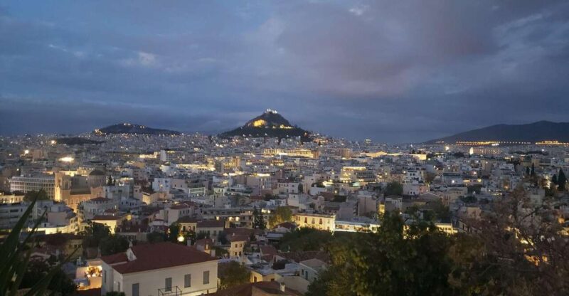 Athens by Night: Small-Group Walking Tour | Dinner Included - Practical Details: Group Size, Meeting Point, and Cancellation