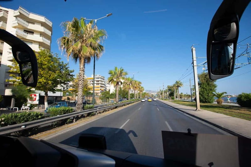 Athens: Cape Sounion & Temple of Poseidon Sunset Experience - Guides and Their Role in Enhancing the Trip