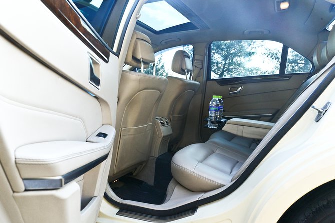 Athens Center And Athens Airport To Costa Navarino - Experienced and Kind Drivers with Punctual Service