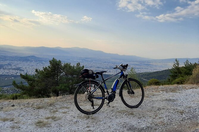 Athens E-Bike Guided Tour on Hymettus Mountain - The Guide’s Role and Local Expertise
