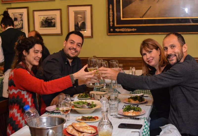 Athens: Evening Private City Walking Tour & 4-Course Dinner - Starting Point at Syntagma Square with a Personal Guide