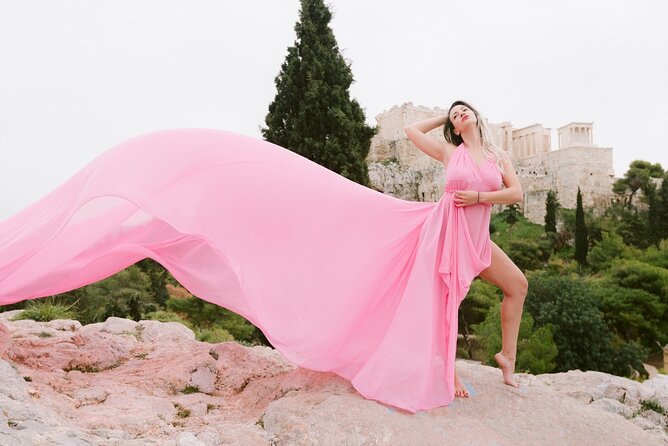 Athens Flying Dress Photo Shoot with a Professional Photographer - Who Will Enjoy This Experience?