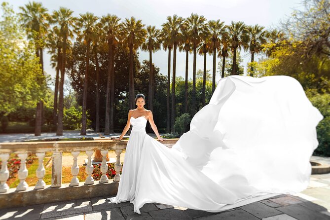 Athens: Flying Dress Photoshoot "Marilyn Package" - Delivery of Photos: From Raw to Retouched Art