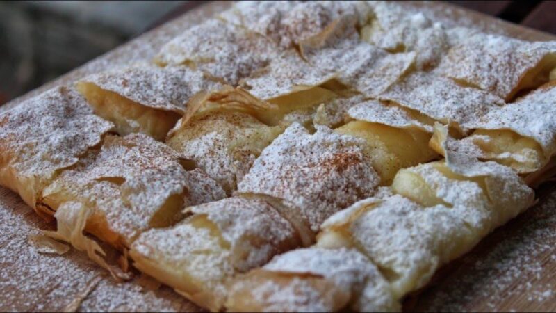 Athens Food experience eat Like a Local - Sweet Ending: Loukoumades, Athens’ Ancient Delicacy