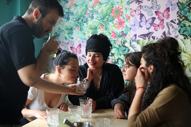 Athens Foodie's off the beaten Path Tour inc. tasting/local wine - Logistics and Comfort of the Private Tour Option