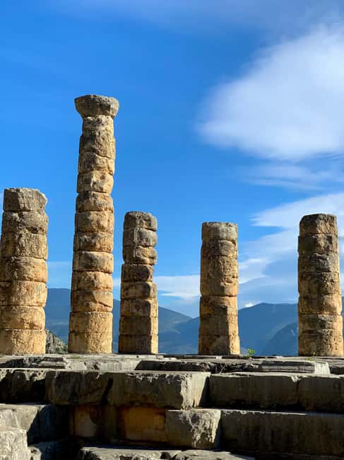 Athens: Full Day Trip Delphi and Arachova - The Guide and Overall Experience