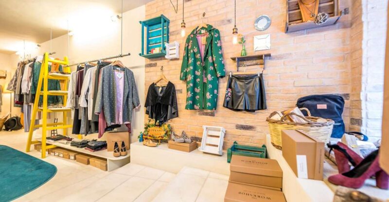 Athens: Greek Fashion Shopping Tour with a Local Expert - Shop at Artisan Boutiques and Discover Local Brands