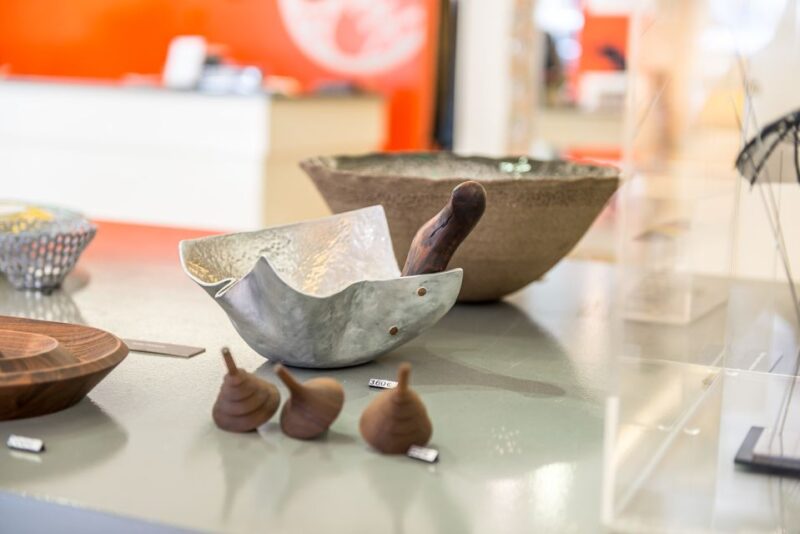 Athens: Greek Fashion Shopping Tour with a Local Expert - What to Expect at Greek Food Stops