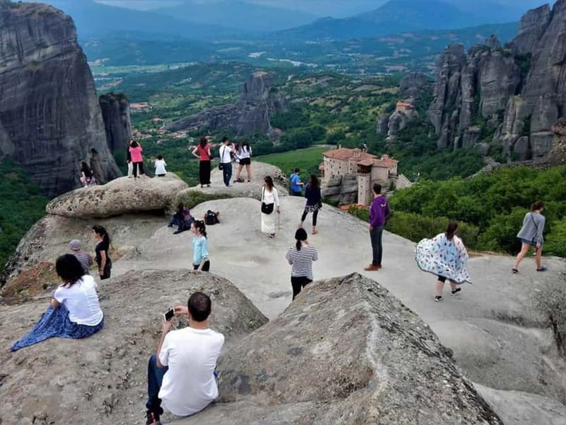 Athens: Guided Tour to Meteora Monasteries & Hermit Caves - Use of Multilingual Smart Audio Guides