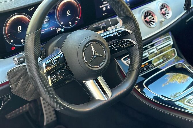 Athens Guided Tour with Electric Limousine - Witnessing the Changing of the Guard at Parliament