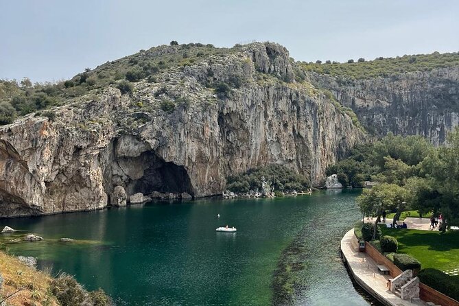 Athens highlights and Temple of Poseidon - The Temple of Poseidon at Cape Sounio