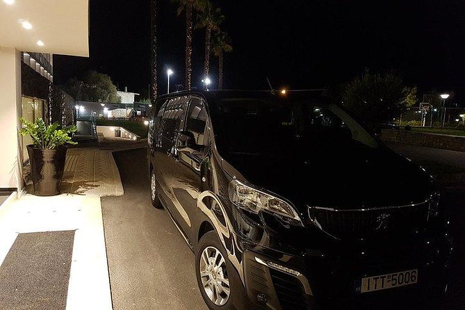 Athens Interanational Airport transfer - The Driver: Friendly, Punctual, and Knowledgeable