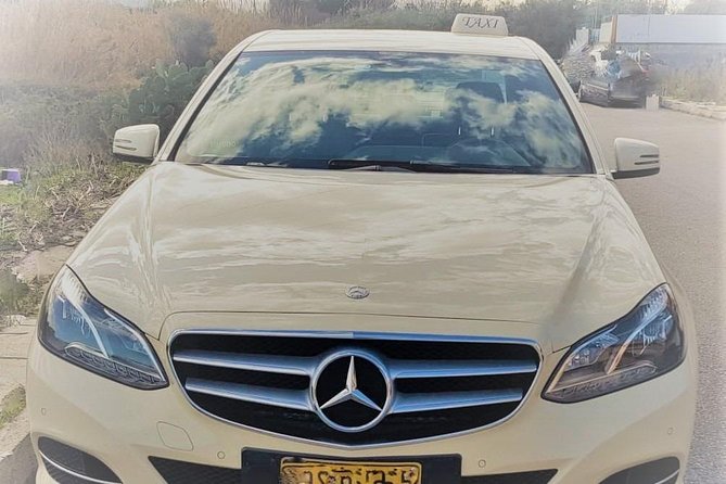 Athens International Airport Private Transfers to Athens city - Professional Drivers and Communication Options