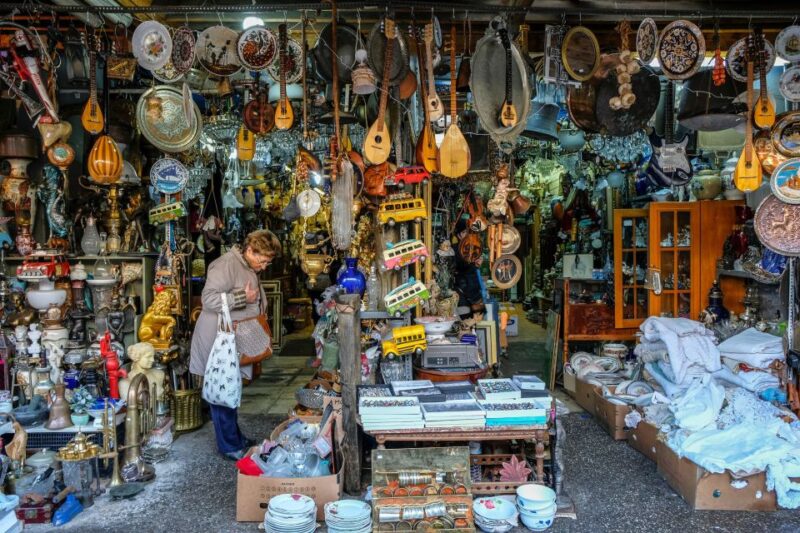 Athens: Local Markets with Artisanal Crafts Walking Tour - Insights from Reviews: Expert Guides and Flexibility