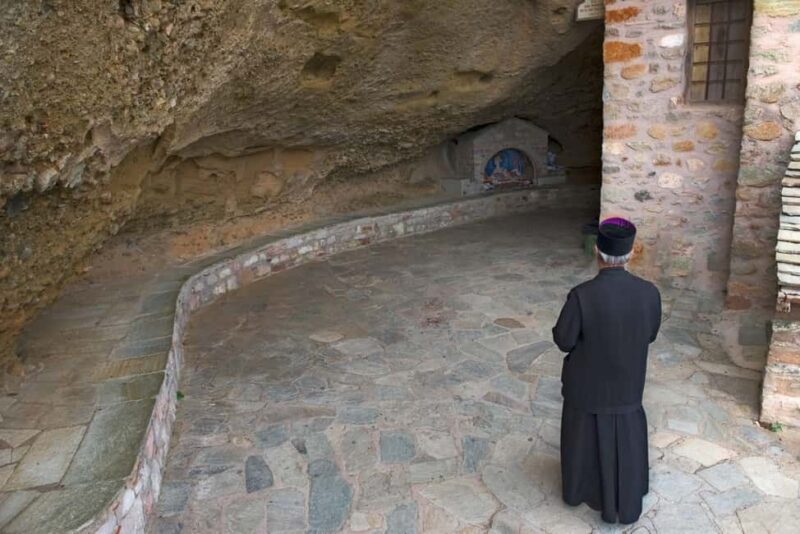 Athens: Meteora 2-Day Tour with Accommodation - Comfortable Accommodation in Kalambaka