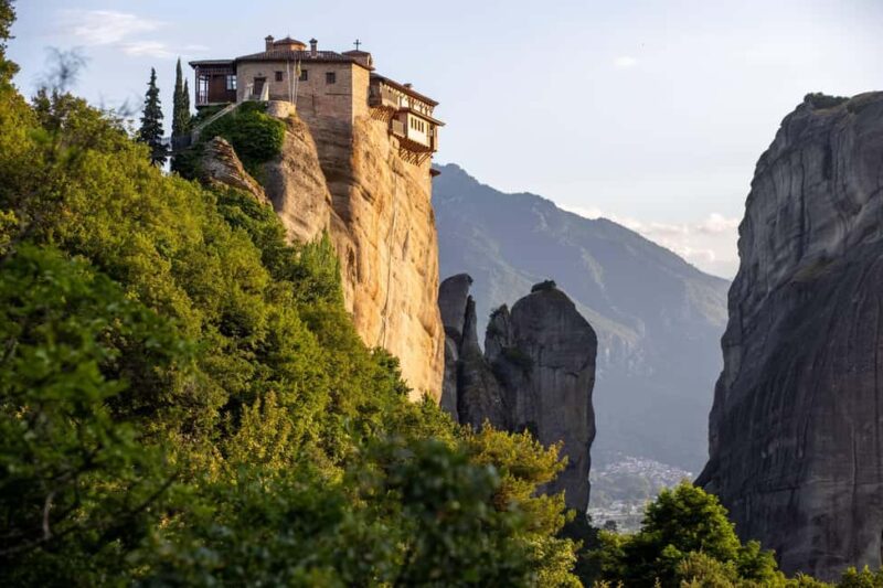 Athens: Meteora 2-Day Tour with Accommodation - Practical Details: Meeting Points and Group Size