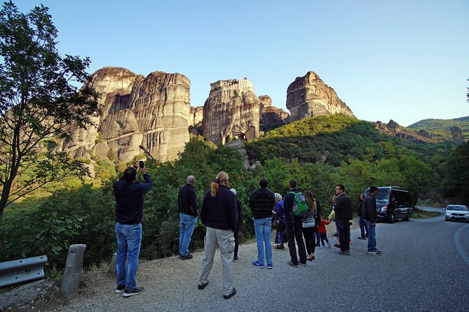 Athens: Meteora Monasteries and Hermit Caves Day Tour with Lunch - Physical Requirements and Accessibility