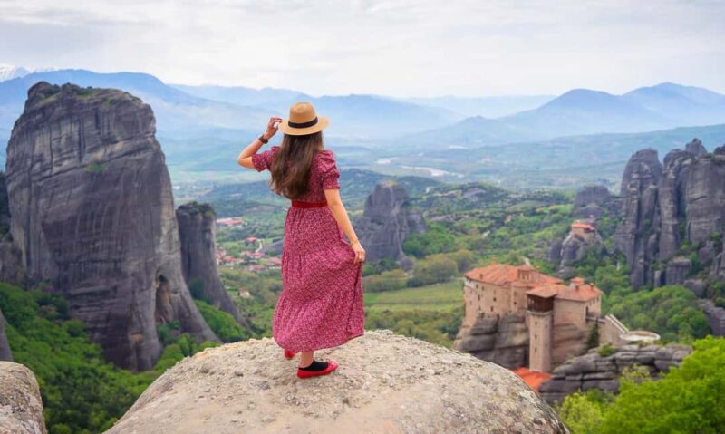 Athens: Meteora Monasteries Day Trip with Caves and Lunch - Starting from Athens: Comfortable Transfer to Kalabaka