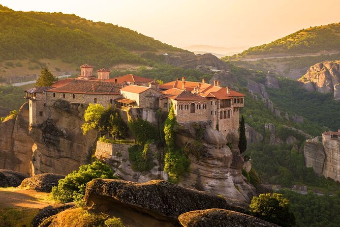 Athens: Meteora Monasteries Tour with Local Guide and Greek Lunch - The Village of Kalambaka and Optional Lunch Break