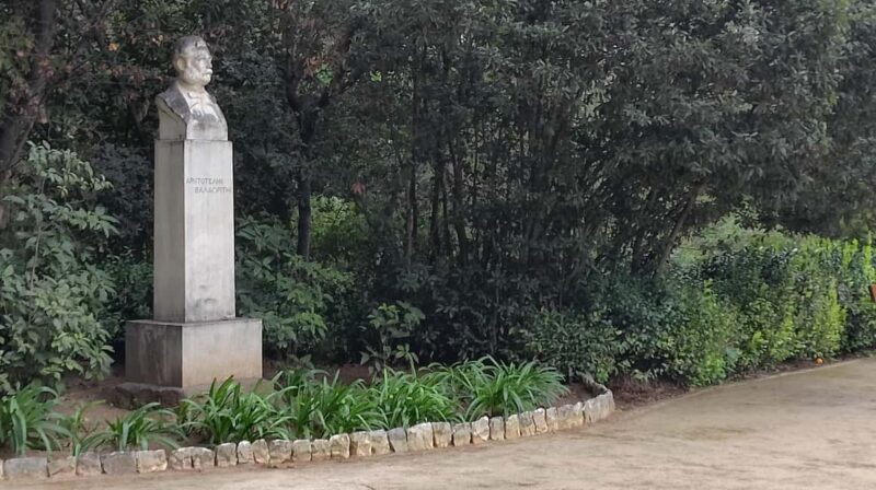 Athens: Metro Stations, Statues, and Callas Museum Tour - Discover the Stories Behind Athens’ Iconic Statues