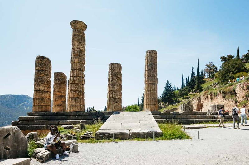 Athens: Mythology of Delphi, Museum and Arachova Guided Tour - Discover the Mythology and Ruins of Delphi on a Green Tour from Athens