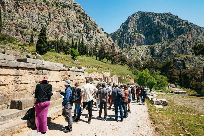 Athens: Mythology of Delphi, Museum and Arachova Guided Tour - Return Journey and Final Stop at Athanasiou Diakou