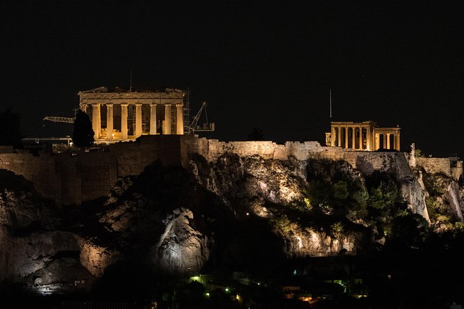 Athens Night Sightseeing Tour with Greek Dinner Show - Practicalities: Pickup, Group Size, and Walkability