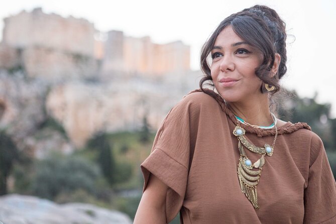 Athens Old City Private Photoshoot Tour / 2 hrs - Discover Athens Hidden and Iconic Spots