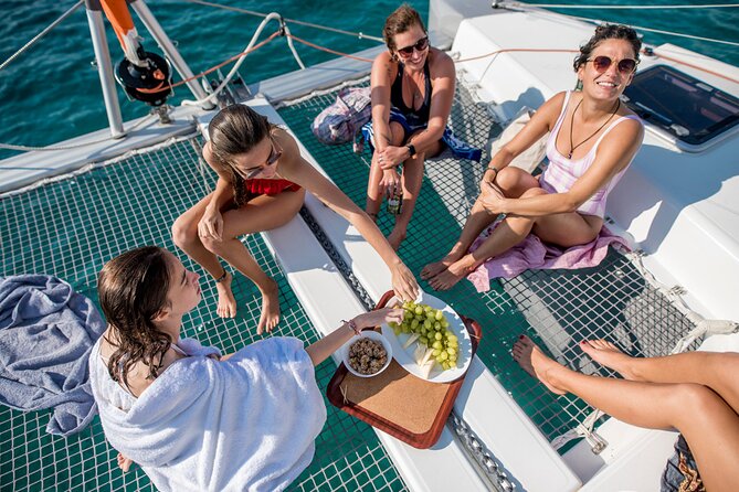 Athens Private Full day Catamaran cruise with meal & drinks - Sailing on the Saronic Gulf in Style