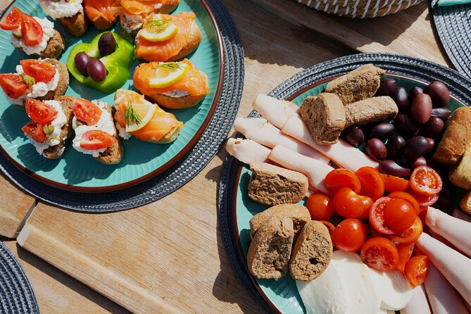 Athens Private Full Day Sailing Cruise with Greek Gastronomy - Food and Drink Highlights