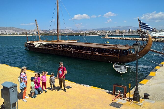 Athens private tour- Explore the history - A Stroll Through the Historic Neighborhood of Plaka