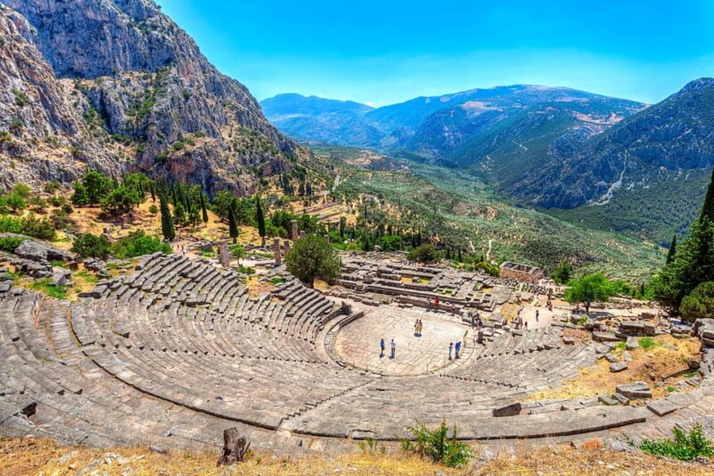 Athens: Private Tours of Delphi, Delphi Museum, and Arachova - Discover the Artifacts at Delphi Archaeological Museum