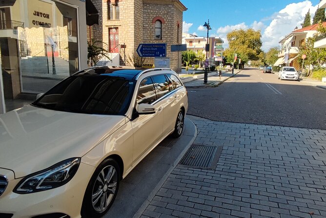 Athens Private Transfer Service: Athens Hotel To / From Piraeus Port - Athens Private Transfer Service: Ideal for Cruise Passengers and City Travelers