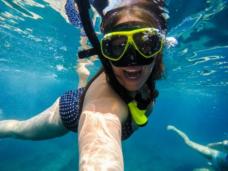 Athens: Riviera Catamaran Cruise with Meal and Drinks - Comfort and Convenience: All-Inclusive and Small Group Benefits