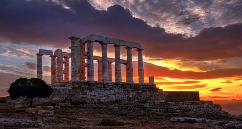 Athens Riviera: Poseidon Temple & Lake Vouliagmeni Day Tour - Lake Vouliagmeni: Nature’s Urban Sanctuary