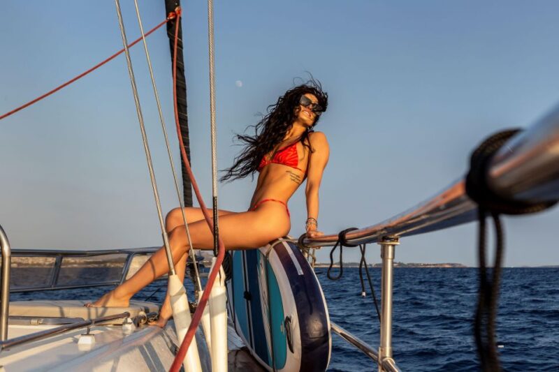 Athens Riviera: Private daily sailing cruise with lunch - The Atmosphere and Personal Service