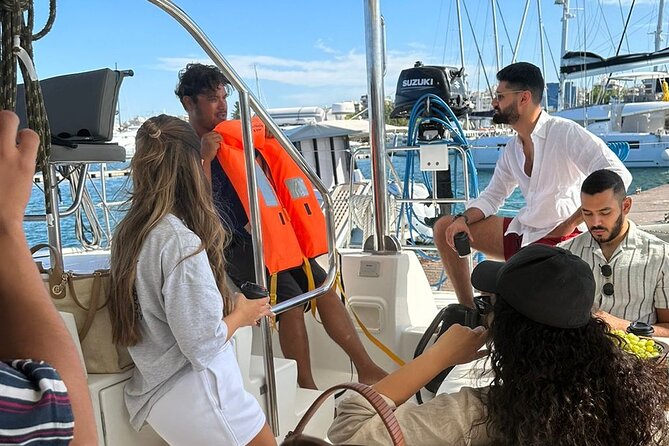 Athens Riviera Private Sail Catamaran with Meal and Wine - Water-Based Fun and Relaxation Near Prasoniso Island